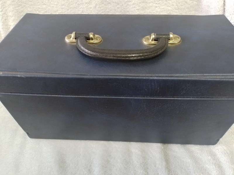 Vintage His Master Voice Leatherette PVC CD Carry Case Holds 20 CD