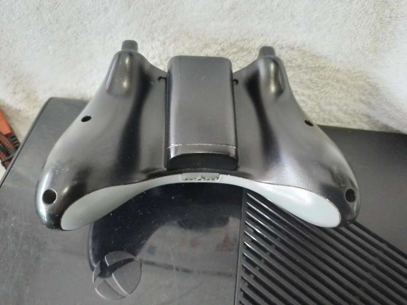 Xbox 360 E Console + Controller, PSU, HDMI Cable