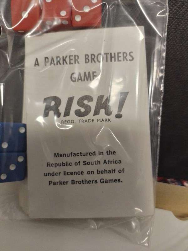 Vintage Risk - Manhattan Parker Brothers
