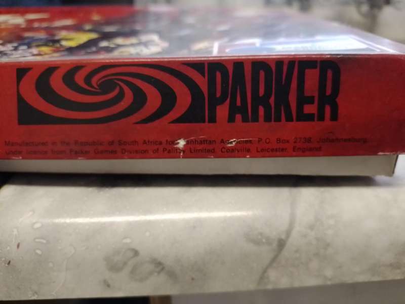 Vintage Risk - Manhattan Parker Brothers