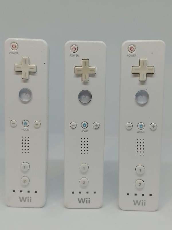 Nintendo Wii - Official Nintendo White Controller - Spares or Repair