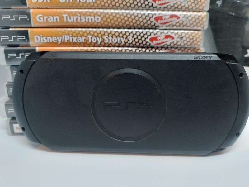 PSP Street, Starter Kit  Charger, Carry Case, 1gb Sony Card +  10 Games Bundle