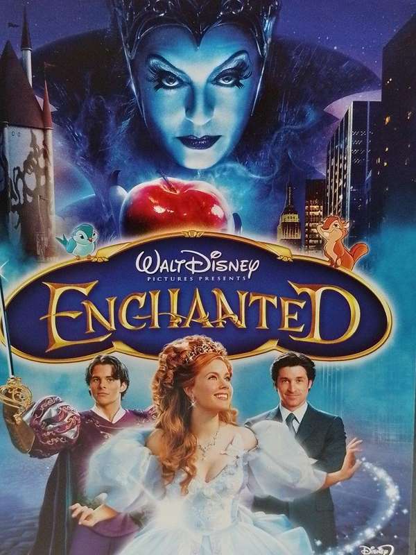 DVD - Enchanted - Walt Disney