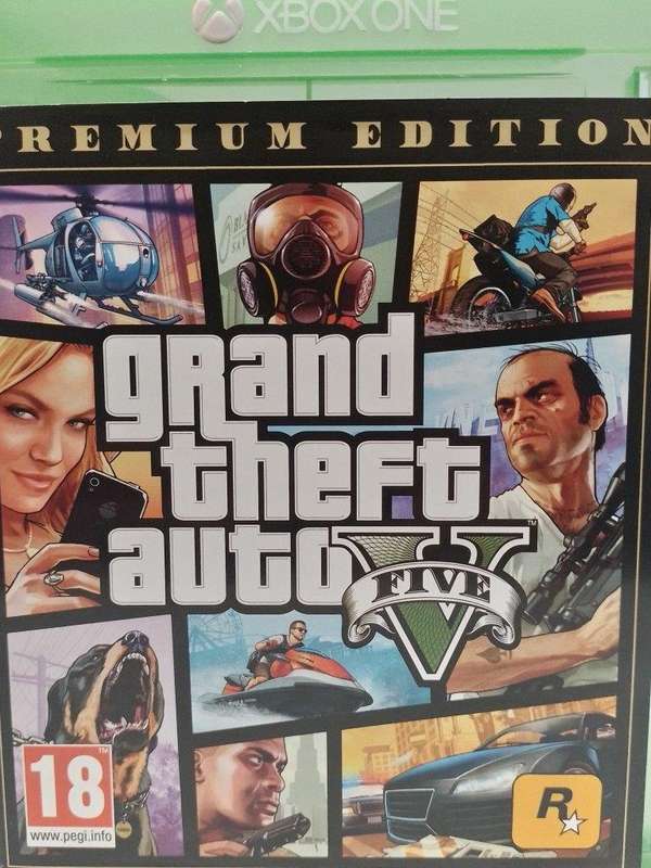 Xbox ONE - Grand Theft Auto V Five Premium Edition