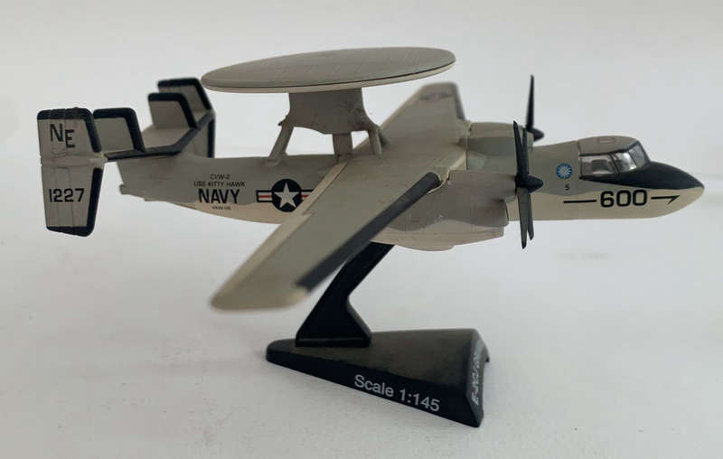 Del Prado  E-2CJ Brumman  1:145 Scale  (NOS)