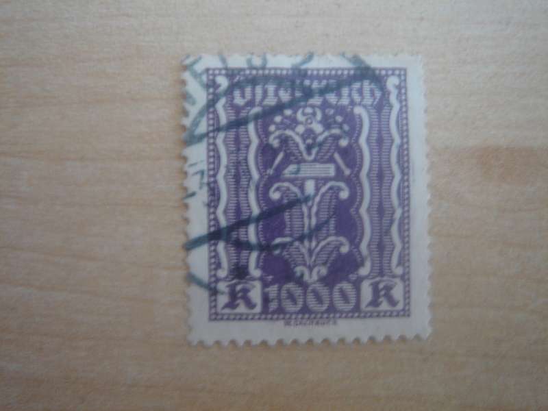 1922 Austria - Pincers and Hammer 1000 Kr used, stamped