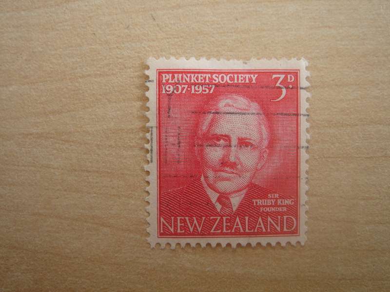 1957 NZ - Sir Truby King - SG760, 3d used, stamped