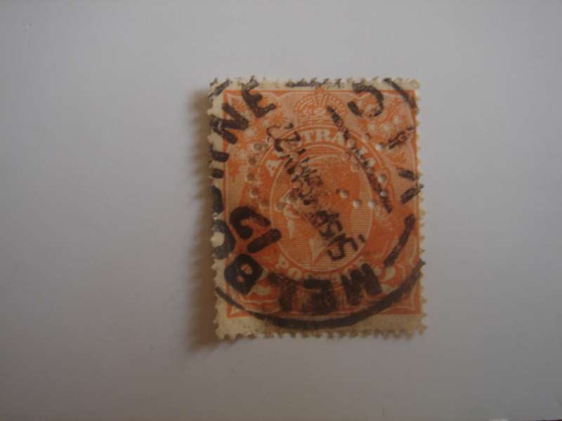 1914 Australia - King George V - SG94 used, stamped with perfins 'OS'