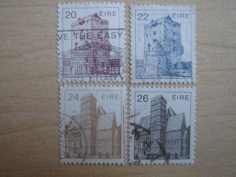 1985 Ireland - Buildings 20,22,24,26 - used, stamped