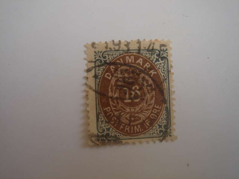 1875 Denmark Numerals SG84 used, stamped