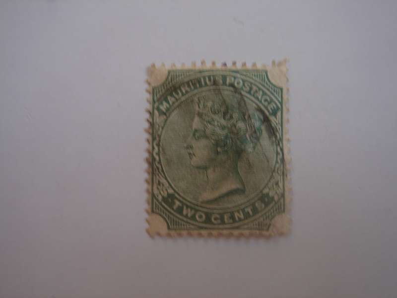 1879 Mauritius - Queen Victoria - SG110 used, stamped