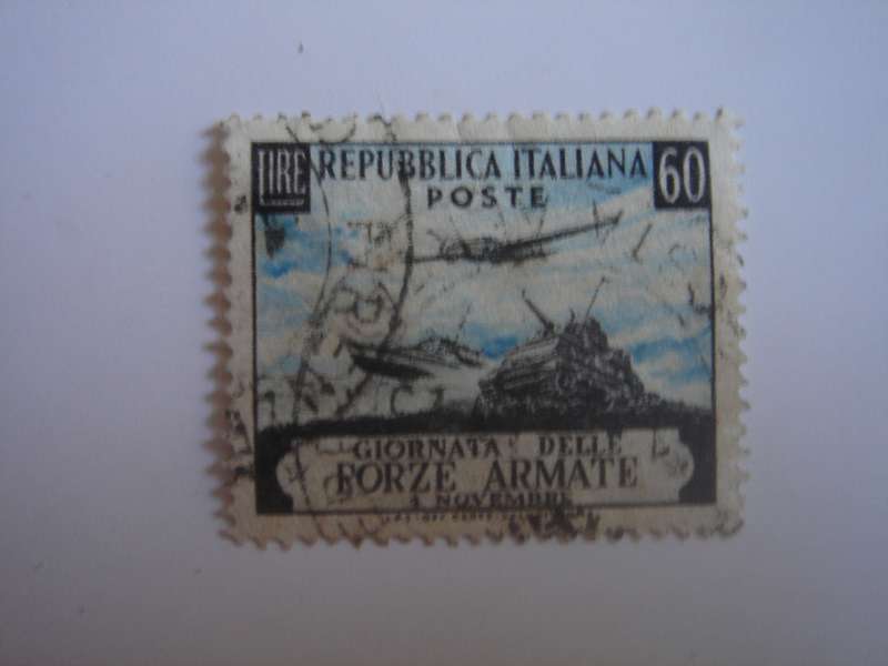 1952 Italia - Armed Forces Day - SG827 used, stamped