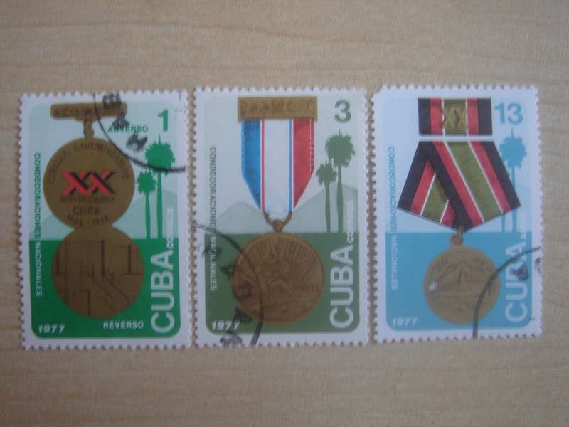 1977 Cuba - National Decorations SG2387-2389 used, stamped