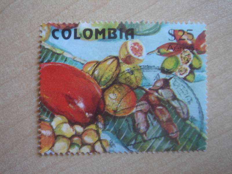 1981 Colombia - Aereo - Fruits $25 used, stamped
