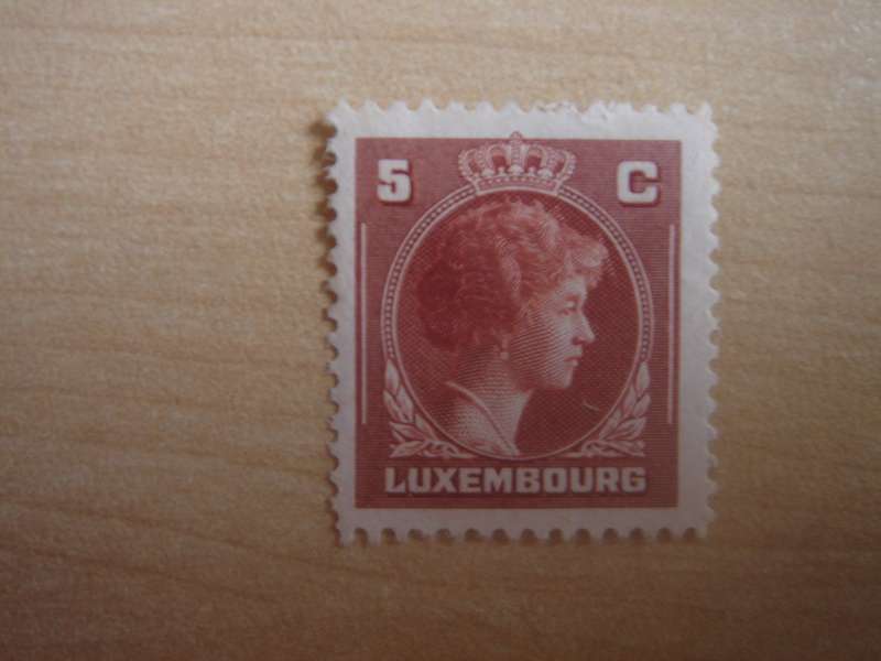1944 Luxembourg - GD Charlotte - SG438 used, not stamped