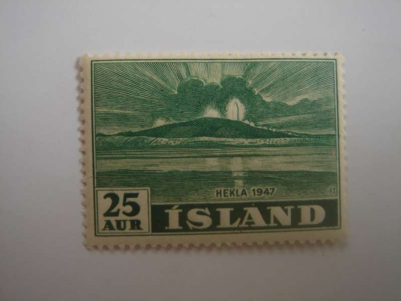 1948 Iceland - Hekla 1947 - SG281 mint, hinged
