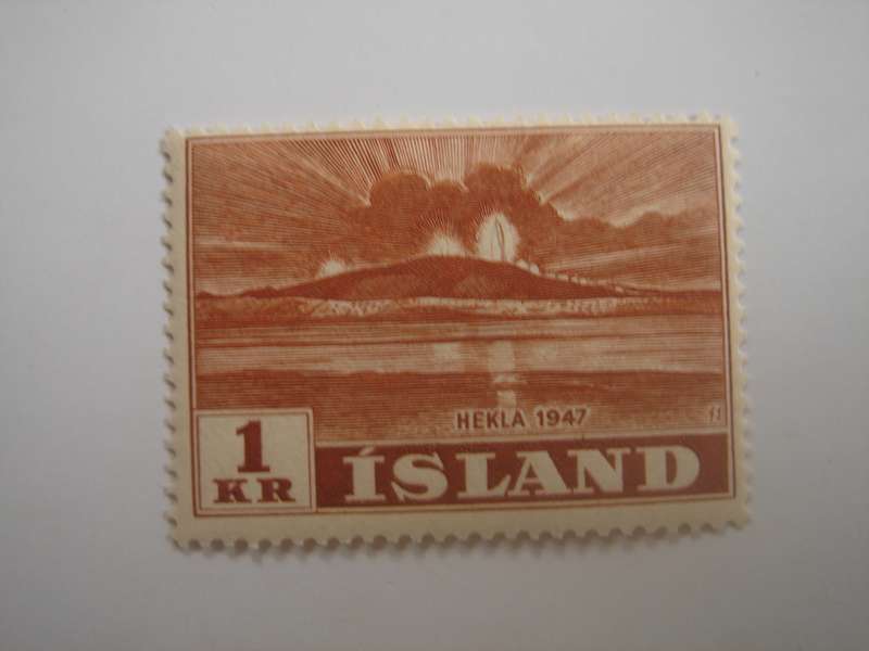 1948 Iceland - Hekla 1947 - SG285 mint, hinged