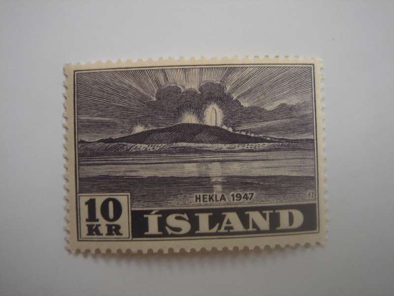 1948 Iceland - Hekla 1947 - SG286 mint, hinged