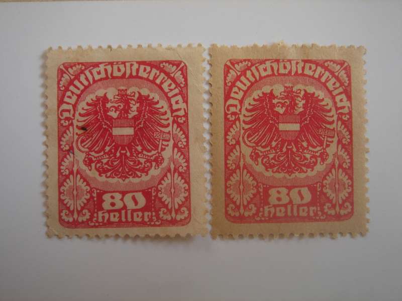 1920 Austria - 'Rep. Arms' SG402 perf. - used, hinged (different color tones)