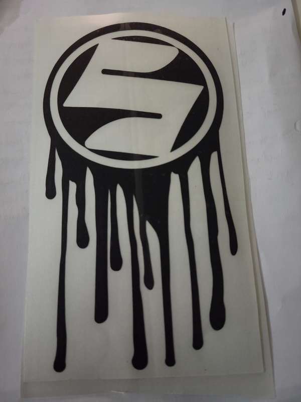 SUZUKI  Dripping Matte Black Vinyl Sticker (A5 Size) BLACK