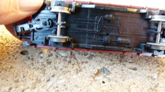 MARKLIN  WAGON CARRING POLES