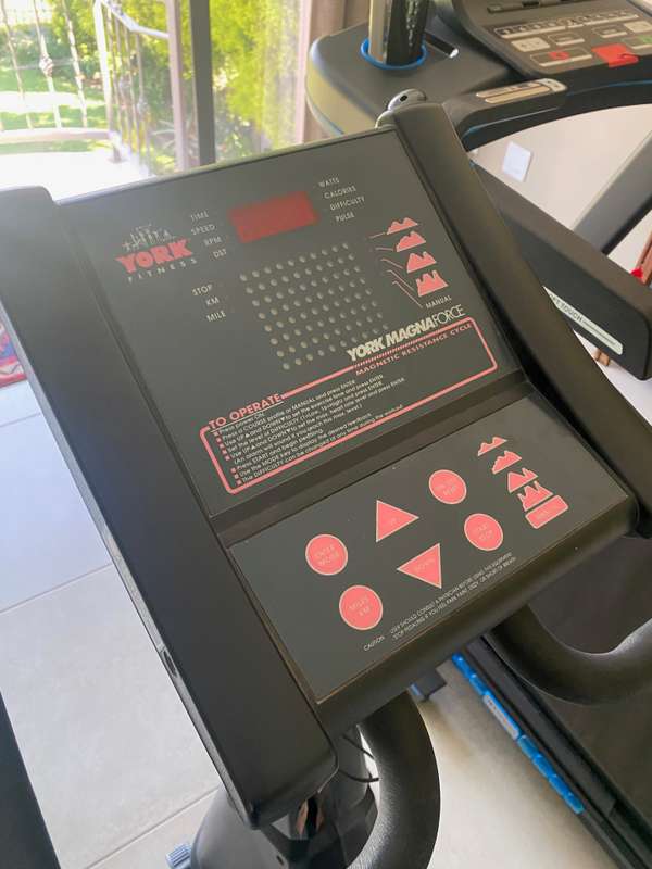 York MagnaForce Fitness Machine