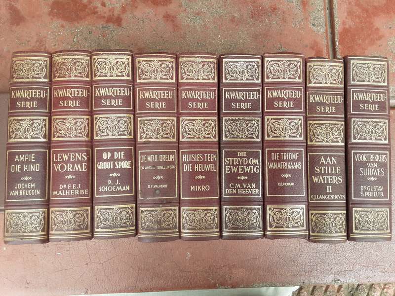 Kwarteeu Serie 1915 1940 Nasionale Pers Beverly 9 Volumes complete