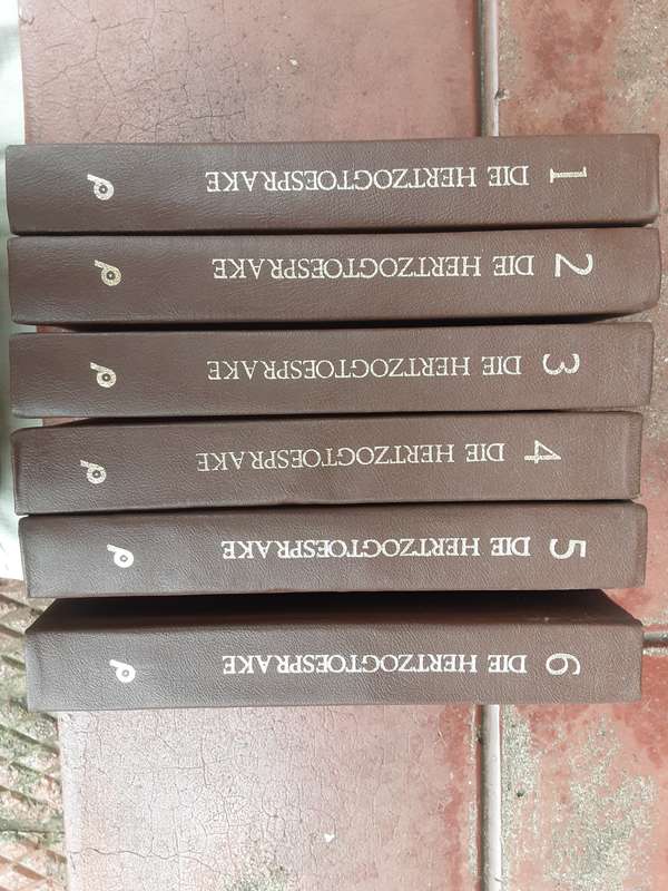 Die Hertzogtoesprake 6 Volumes 1900 to 1942 uit Prof Spies, Prof Kruger & Prof Oberholster