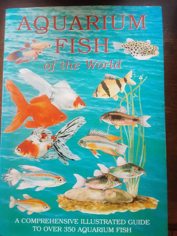 Aquarium Fish of the World by Ivan Petrovicky