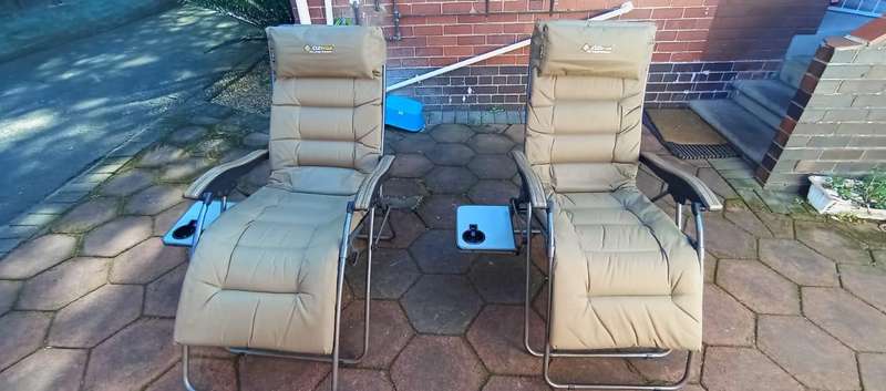 OZtrail Sun Lounge  Jumbo Deluxe -150Kg