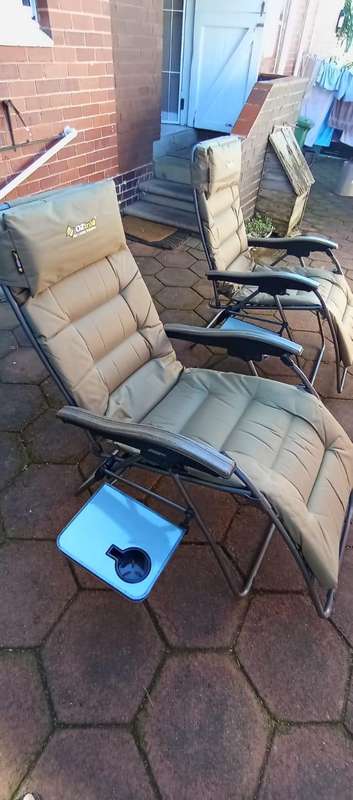 OZtrail Sun Lounge  Jumbo Deluxe -150Kg