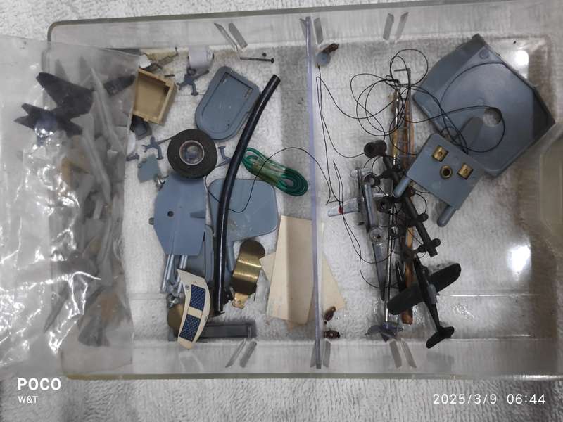 Lots of  ship /airplane/cannon/parts for model /scene builders