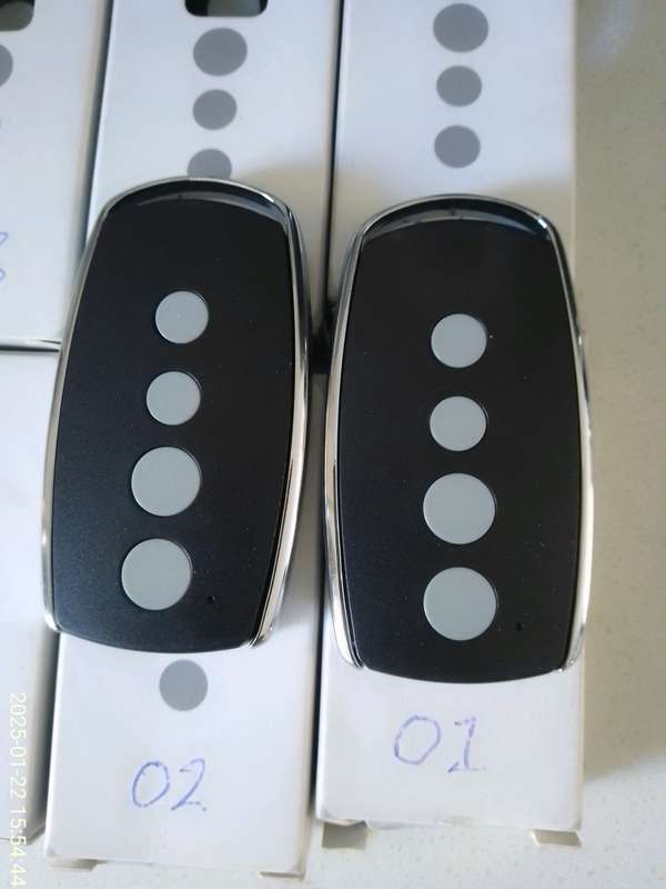 4 buttons remote 433.92MHz Rolling code technology
