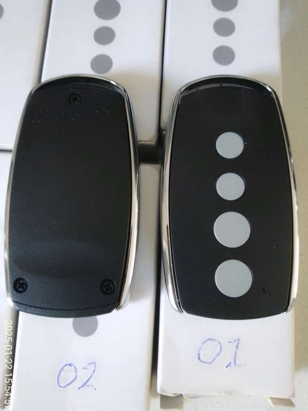 4 buttons remote 433.92MHz Rolling code technology