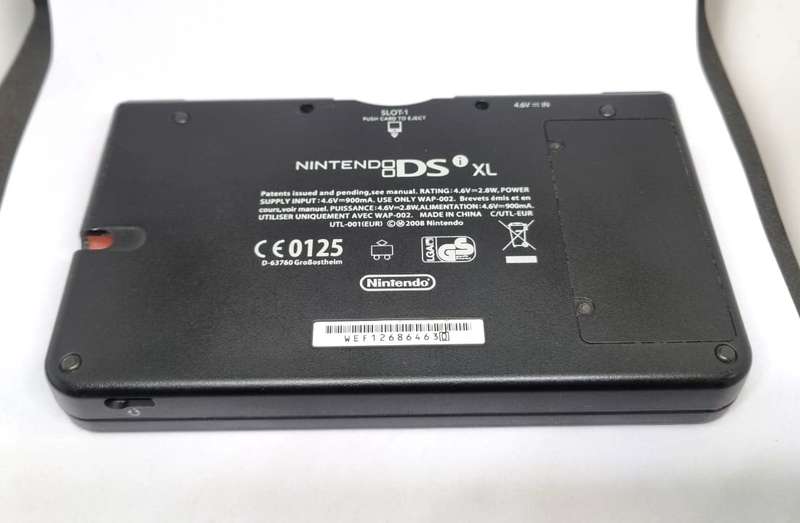 RARE 25TH ANNIVESERY SUPER MARIO NINTENDO DSI XL