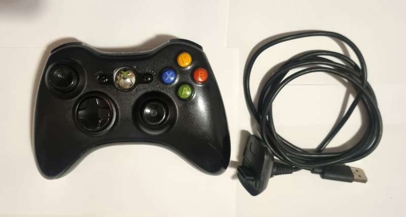 XBOX 360E 320GB (Kindly read description below)