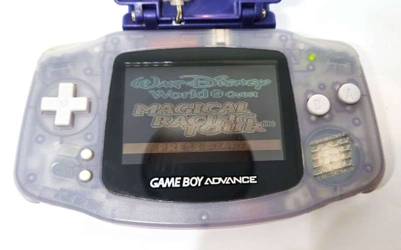 Amazing Condition Crystal Glacier Clear Nintendo Gameboy Advanced Bundle