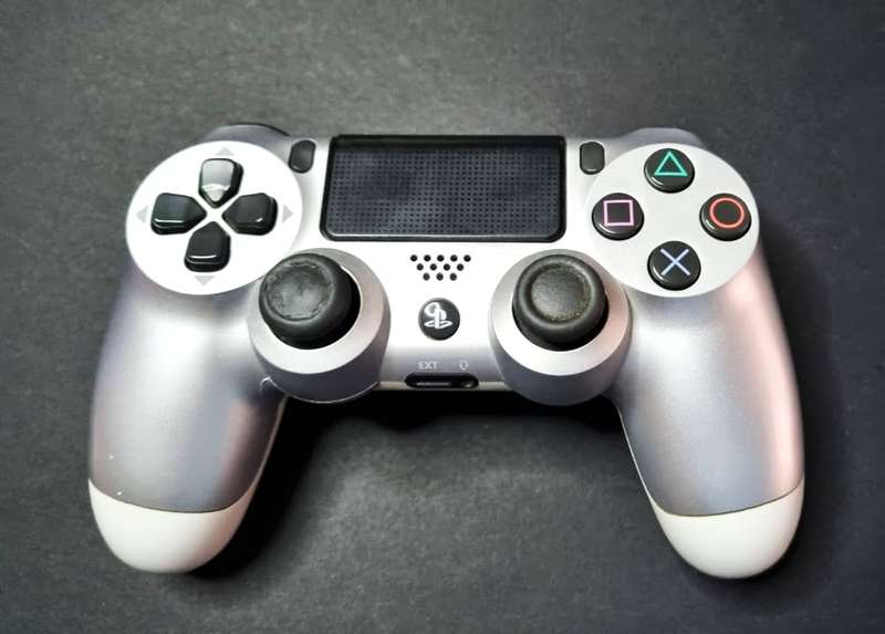 Rare Limited Edition Silver Playstation 4 Slim Bundle