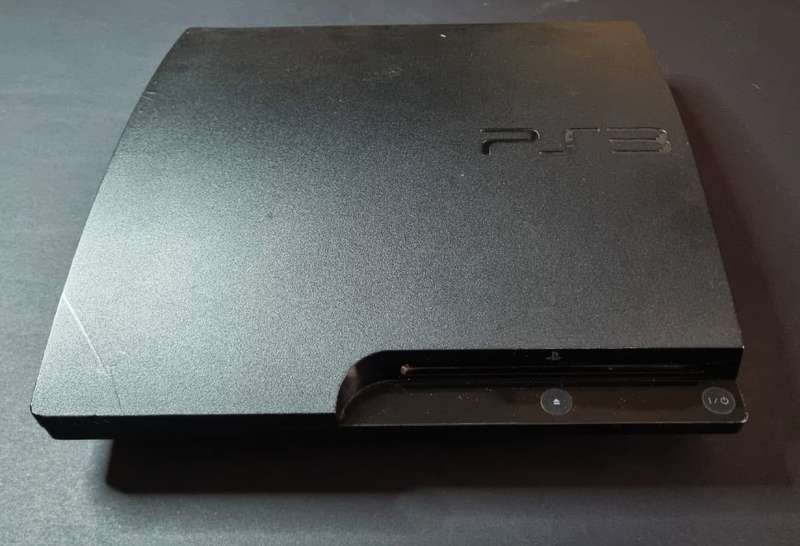 Great Condition Playstation 3 Bundle