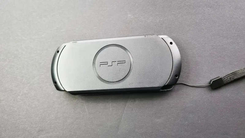 Amazing Condition Sony PSP Street Bundle