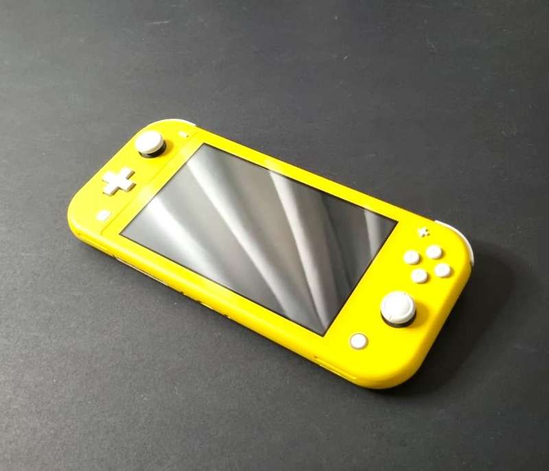 Amazing "Like New" Nintendo Switch Lite Bundle