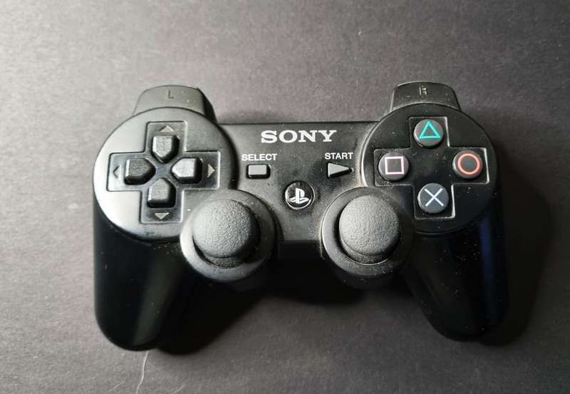 Good Condition Sony Playstation 3 Slim Bundle