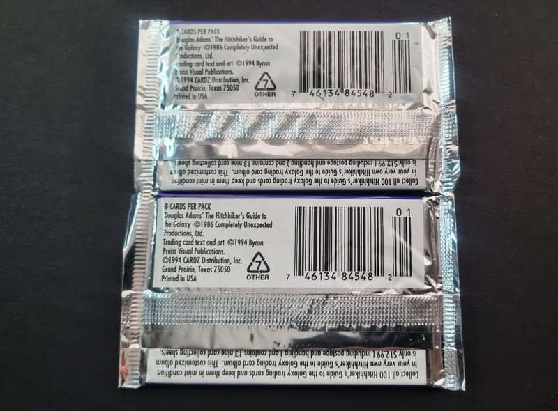 Rare 1994 Hitchhikers Guide To The Galaxy Booster Packs