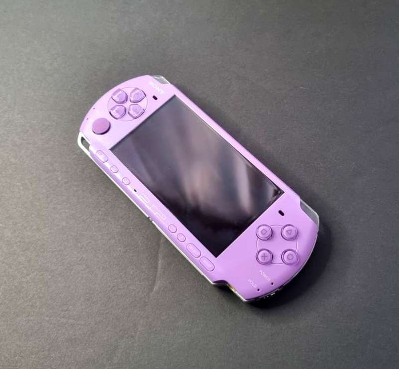 Sony PSP 3001 Hannah Montana Limited Edition
