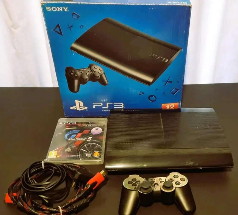 Great Condition Sony Playstation 3 Super Slim Bundle