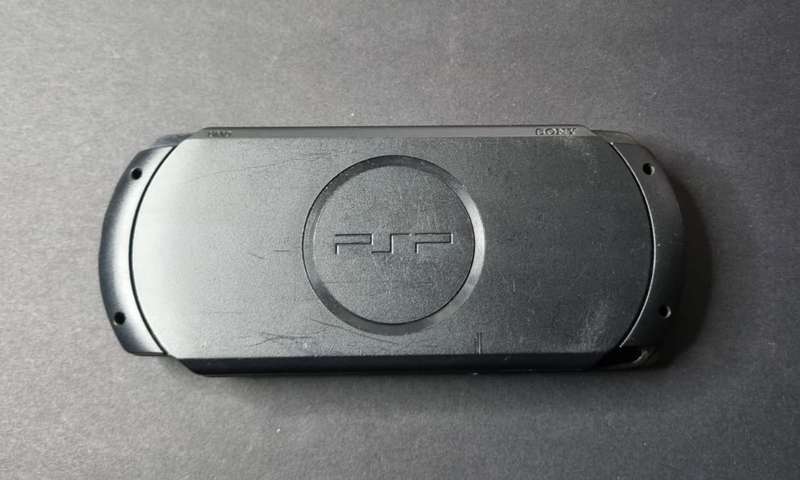 Good Condition Sony PSP Street Bndle