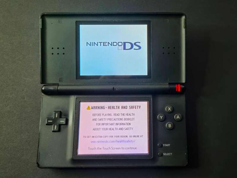 Good Condition Nintendo DS Lite Black