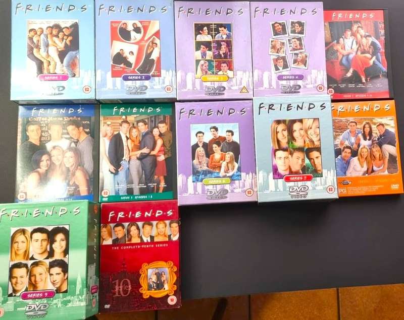 MEGA 10 BOX ENITRE COLLECTION FRIENDS ON DVD