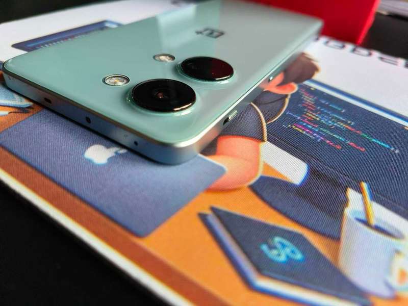 OnePlus Ace 2V