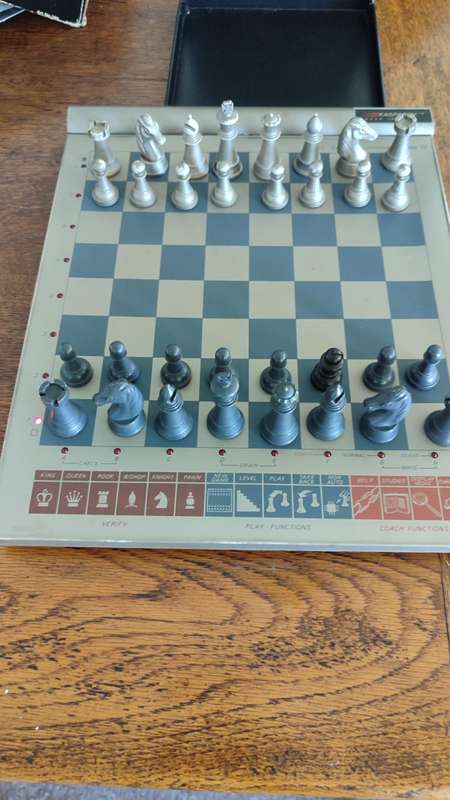KASPAROV MK12 CHESS